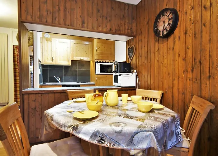 Appartement Arve 1 Et 2-4 By Interhome Chamonix